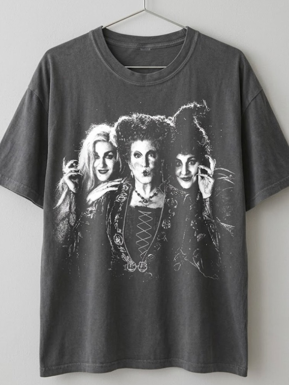 Hocus Pocus Sanderson Sisters Halftone Halloween Comfort Colors Tee